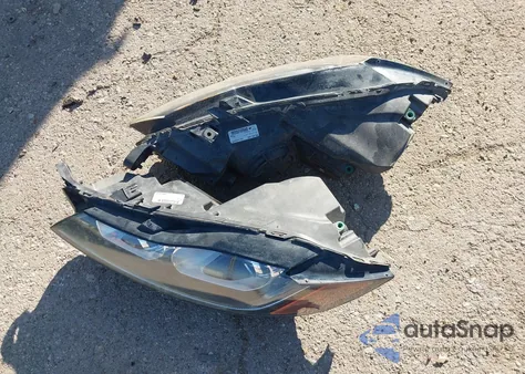 2017 Jaguar Xf 35T Premium z USA, uszkodzony, nr VIN SAJBJ4BV2HCY30982